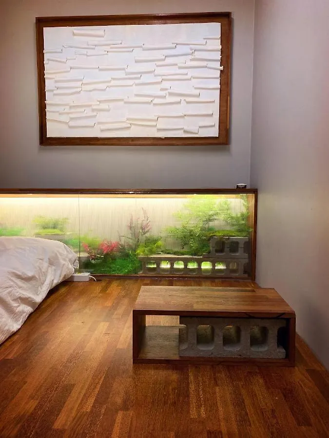 Viva La Vida - Seochon Private Apartment Seoul