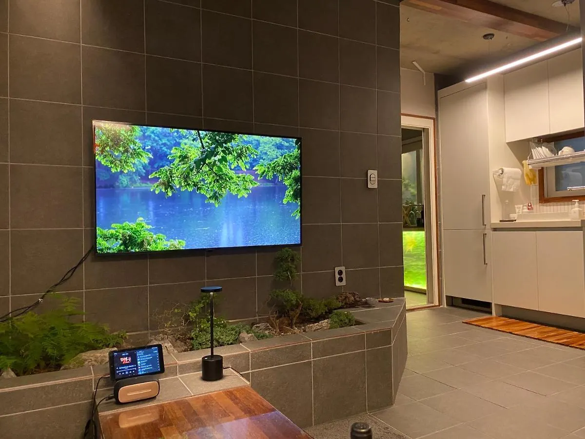 Viva La Vida - Seochon Private Apartment Seoul